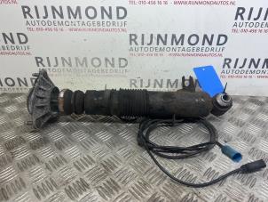 Gebruikte Schokdemper rechts-achter BMW X6M (E71/72) 4.4i V8 Turbo 32V Prijs € 302,50 Inclusief btw aangeboden door Autodemontage Rijnmond BV