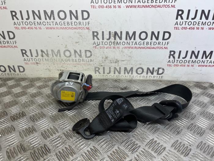 Veiligheidsgordels links-achter met artikelnummer 96777230XX Peugeot