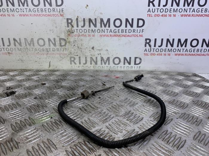 Gebruikte Uitlaat temperatuursensor Mercedes C (W205) C-200 2.0 CGI 16V Prijs € 36,30 Inclusief btw aangeboden door Autodemontage Rijnmond BV