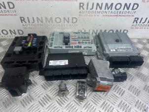 Gebruikte Contactslot + computer Jaguar XF (CC9) 3.0 D V6 24V Prijs op aanvraag aangeboden door Autodemontage Rijnmond BV