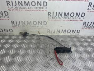 Gebruikte Handrem Kabel Jaguar XF (CC9) 3.0 D V6 24V Prijs op aanvraag aangeboden door Autodemontage Rijnmond BV