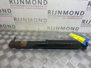 Gebruikte Schokbreker links-achter Renault Kadjar (RFEH) 1.2 Energy TCE 130 Prijs € 42,35 Inclusief btw aangeboden door Autodemontage Rijnmond BV