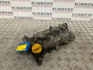 Gebruikte Kleppendeksel Renault Kadjar (RFEH) 1.2 Energy TCE 130 Prijs € 60,50 Inclusief btw aangeboden door Autodemontage Rijnmond BV