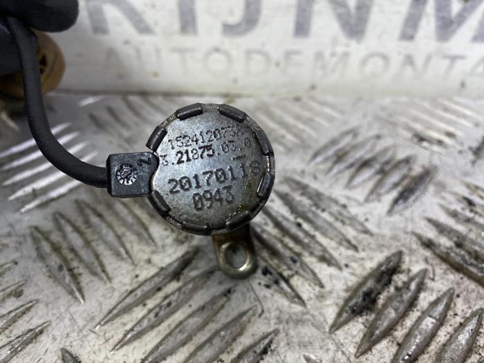 Oliedruk sensor van een Renault Kadjar (RFEH) 1.2 Energy TCE 130 2017