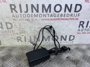 Gebruikte Veiligheidsgordel Insteek links-voor Fiat Fiorino (225) 1.3 D 16V Multijet Prijs € 40,00 Margeregeling aangeboden door Autodemontage Rijnmond BV