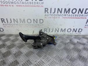 Gebruikte Oliepomp Peugeot 208 I (CA/CC/CK/CL) 1.0 Vti 12V PureTech Prijs op aanvraag aangeboden door Autodemontage Rijnmond BV