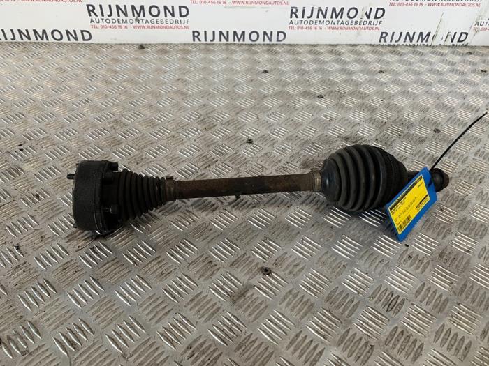 Gebruikte Steekas links-voor Audi A3 Sportback (8VA/8VF) 1.6 TDI 16V Prijs € 121,00 Inclusief btw aangeboden door Autodemontage Rijnmond BV