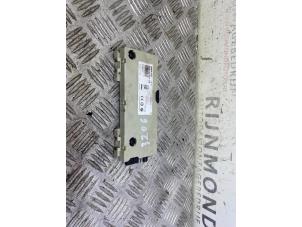 Gebruikte Antenne Versterker BMW X6M (E71/72) 4.4i V8 Turbo 32V Prijs op aanvraag aangeboden door Autodemontage Rijnmond BV