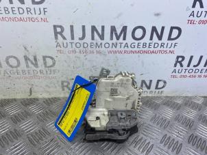 Gebruikte Portierslot Mechaniek 4Deurs links-achter Audi A4 Avant (B8) 2.0 TDI 16V Prijs € 36,30 Inclusief btw aangeboden door Autodemontage Rijnmond BV