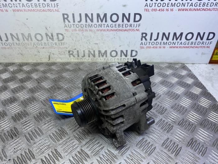 Gebruikte Dynamo Ford Galaxy (WA6) 2.0 TDCi 16V Prijs € 50,00 Margeregeling aangeboden door Autodemontage Rijnmond BV