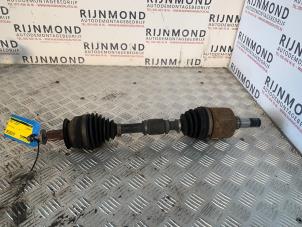 Gebruikte Steekas links-voor Mazda 3 (BK12) 1.6 CiTD 16V Prijs € 30,00 Margeregeling aangeboden door Autodemontage Rijnmond BV