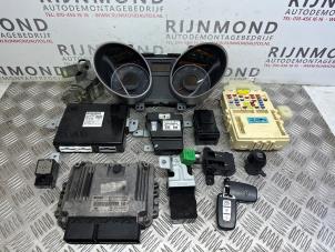 Gebruikte Kontaktslot + computer Hyundai iX35 (LM) 1.7 CRDi 16V Prijs € 242,00 Inclusief btw aangeboden door Autodemontage Rijnmond BV