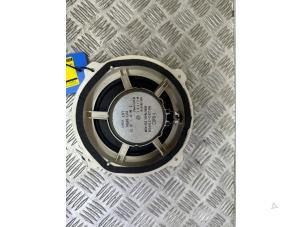 Gebruikte Speaker Hyundai iX35 (LM) 1.7 CRDi 16V Prijs € 18,15 Inclusief btw aangeboden door Autodemontage Rijnmond BV