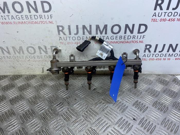 Gebruikte Common rail (Injectie) Fiat Bravo (198A) 1.4 MultiAir 16V Prijs op aanvraag aangeboden door Autodemontage Rijnmond BV