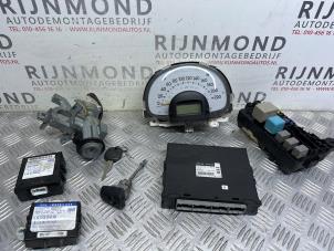 Gebruikte Kontaktslot + computer Daihatsu Sirion 2 (M3) 1.0 12V DVVT Prijs op aanvraag aangeboden door Autodemontage Rijnmond BV