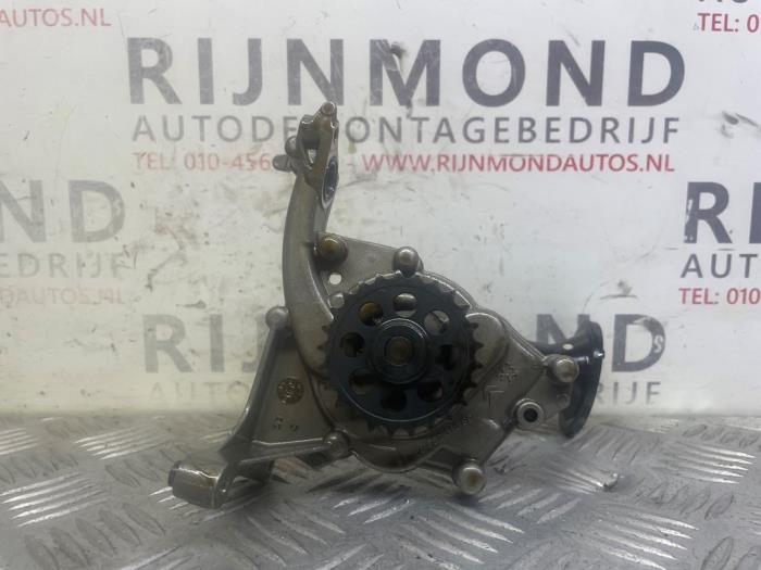 Gebruikte Oliepomp Peugeot 208 I (CA/CC/CK/CL) 1.2 Vti 12V PureTech 82 Prijs op aanvraag aangeboden door Autodemontage Rijnmond BV