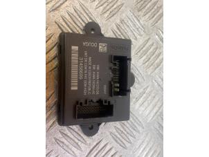 Gebruikte Deur module Volvo V40 (MV) 2.0 D2 16V Prijs € 36,30 Inclusief btw aangeboden door Autodemontage Rijnmond BV