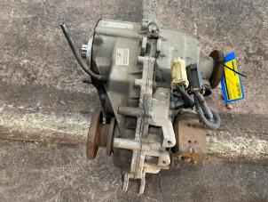 Gebruikte Tussenas voor 4x4 Kia Sorento I (JC) 3.5 V6 24V Prijs € 400,00 Margeregeling aangeboden door Autodemontage Rijnmond BV