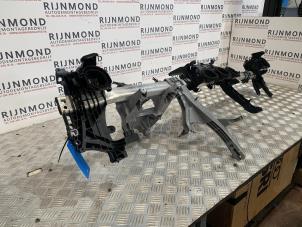 Gebruikte Dashboard Balk Mercedes C Estate AMG (S205) C-63 S,Edition 1 AMG 4.0 V8 Biturbo Prijs € 175,00 Margeregeling aangeboden door Autodemontage Rijnmond BV