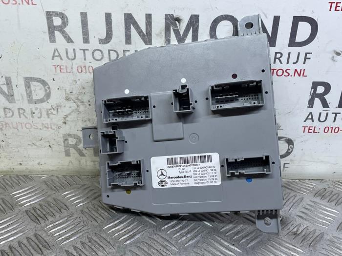 Gebruikte Module Bodycontrol Mercedes C Estate AMG (S205) C-63 S,Edition 1 AMG 4.0 V8 Biturbo Prijs € 65,00 Margeregeling aangeboden door Autodemontage Rijnmond BV