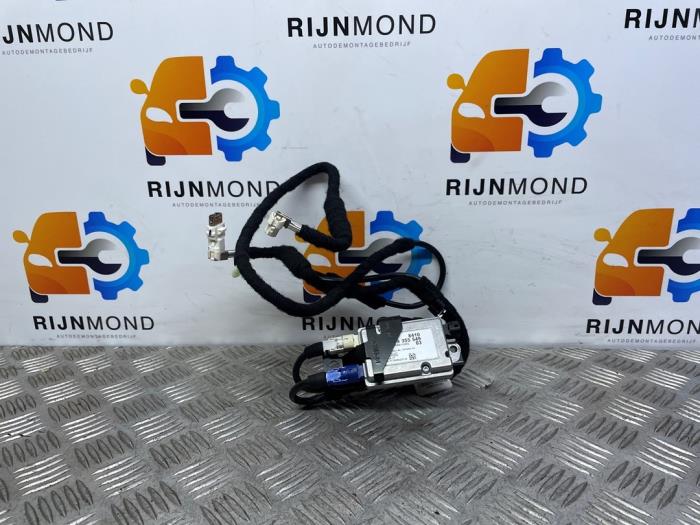 Gebruikte USB module BMW 5 serie (G30) 530d xDrive 3.0 TwinPower Turbo 24V Prijs € 50,00 Margeregeling aangeboden door Autodemontage Rijnmond BV