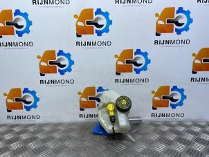 Gebruikte Hoofdremcilinder BMW 5 serie (G30) 530d xDrive 3.0 TwinPower Turbo 24V Prijs € 100,00 Margeregeling aangeboden door Autodemontage Rijnmond BV