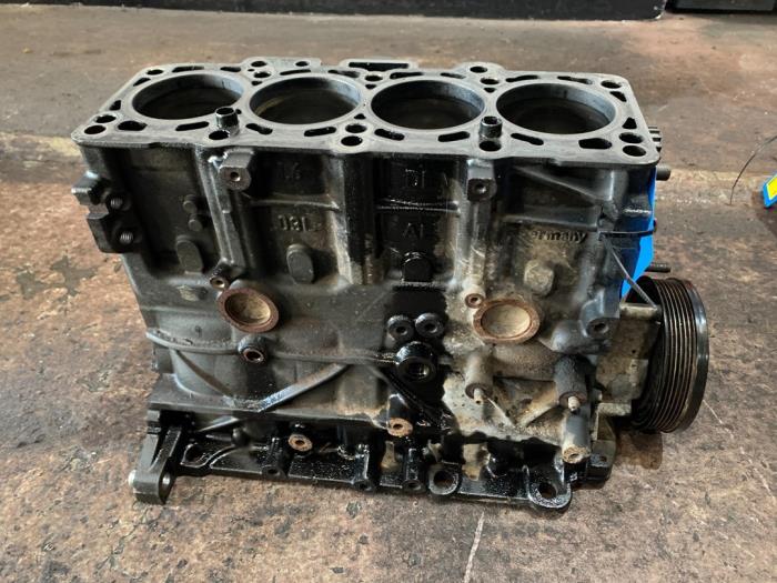 Gebruikte Draaiend Gedeelte motor Volkswagen Caddy III (2KA,2KH,2CA,2CH) 1.6 TDI 16V Prijs € 300,00 Margeregeling aangeboden door Autodemontage Rijnmond BV