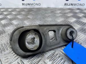 Gebruikte Motorrubber Nissan Qashqai (J11) 1.2 DIG-T 16V Prijs op aanvraag aangeboden door Autodemontage Rijnmond BV