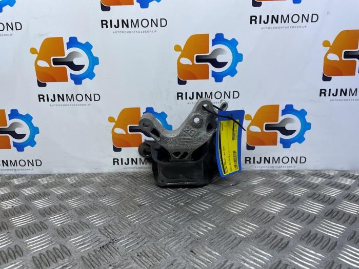 Motorrubber Nissan Qashqai (J11), 2013 / 2021 1.2 DIG-T 16V, SUV, Benzine, 1.197cc, 85kW (116pk), FWD, HRA2DDT, 2013-11 / 2018-08, J11D (Gebruikt)