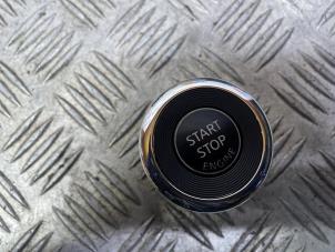 Gebruikte Kontaktslot + computer Nissan Qashqai (J11) 1.2 DIG-T 16V Prijs € 302,50 Inclusief btw aangeboden door Autodemontage Rijnmond BV