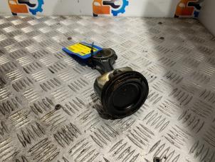 Gebruikte Zuiger Mercedes C (W205) C-200 2.0 CGI 16V Prijs op aanvraag aangeboden door Autodemontage Rijnmond BV