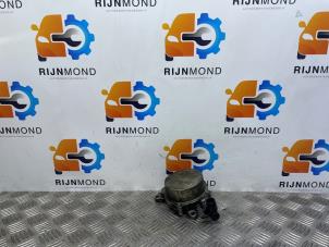 Gebruikte Vacuumpomp (Diesel) Nissan Primastar 2.0 dCi 90 Prijs op aanvraag aangeboden door Autodemontage Rijnmond BV