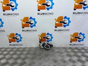 Gebruikte Stabilisatie Regel Sensor BMW 5 serie (G30) 530e iPerformance Prijs op aanvraag aangeboden door Autodemontage Rijnmond BV