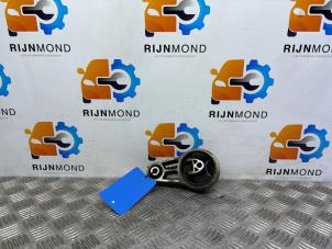 Gebruikte Motorrubber Mini Mini (R56) 1.6 16V Cooper S Prijs € 20,00 Margeregeling aangeboden door Autodemontage Rijnmond BV