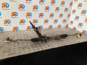 Gebruikte Stuurhuis Renault Trafic New (FL) 2.0 dCi 16V 115 Prijs op aanvraag aangeboden door Autodemontage Rijnmond BV