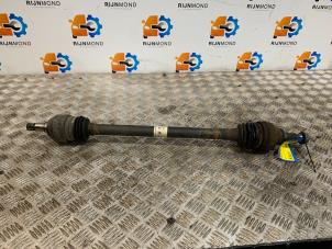 Gebruikte Aandrijfas rechts-achter Mercedes GLA AMG (156.9) 2.0 45 AMG Turbo 16V Prijs € 72,60 Inclusief btw aangeboden door Autodemontage Rijnmond BV