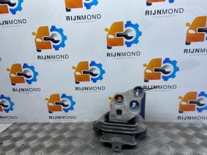 Gebruikte Motorsteun Mercedes GLA AMG (156.9) 2.0 45 AMG Turbo 16V Prijs € 30,25 Inclusief btw aangeboden door Autodemontage Rijnmond BV