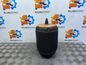 Gebruikte Luchtbalg Audi A7 Sportback (4GA/4GF) 3.0 TDI V6 24V Quattro Prijs € 150,00 Margeregeling aangeboden door Autodemontage Rijnmond BV