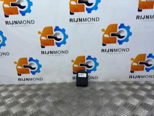 Gebruikte Camera voorzijde Renault Kadjar (RFEH) 1.2 Energy TCE 130 Prijs op aanvraag aangeboden door Autodemontage Rijnmond BV