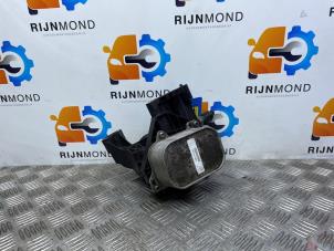 Gebruikte Oliefilterhuis Volkswagen Golf VII (AUA) 1.6 TDI 16V Prijs € 96,80 Inclusief btw aangeboden door Autodemontage Rijnmond BV