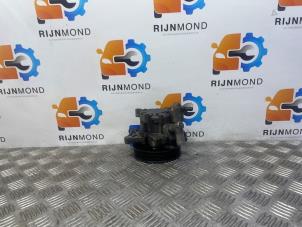 Gebruikte Servopomp Mercedes C (C204) 1.8 C-180 CGI 16V BlueEfficiency Prijs op aanvraag aangeboden door Autodemontage Rijnmond BV