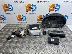 Gebruikte Contactslot + computer Toyota Verso S 1.33 16V Dual VVT-I Prijs op aanvraag aangeboden door Autodemontage Rijnmond BV
