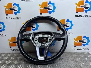 Gebruikte Stuurwiel Mercedes A (W176) 1.6 A-180 16V Prijs € 50,00 Inclusief btw aangeboden door Autodemontage Rijnmond BV
