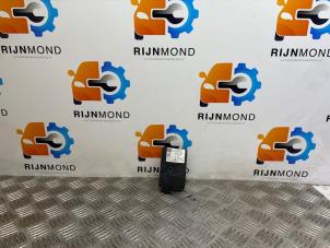 Gebruikte Radar sensor Mercedes A (W176) 1.6 A-180 16V Prijs € 453,75 Inclusief btw aangeboden door Autodemontage Rijnmond BV