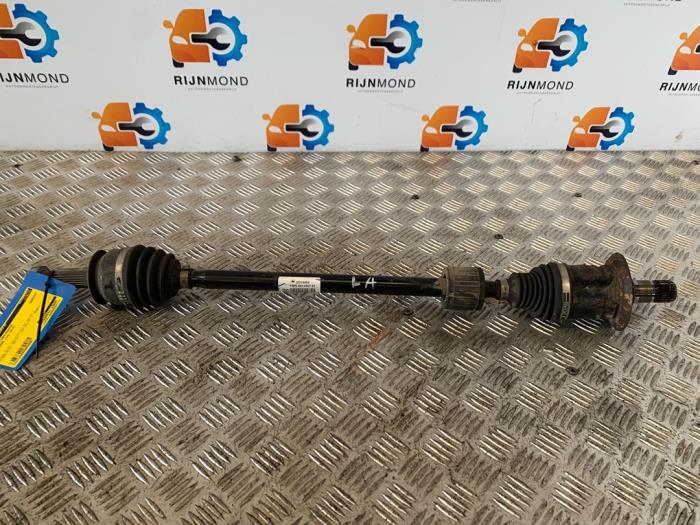 Gebruikte Aandrijfas links-achter Mini Paceman (R61) 2.0 16V Cooper SD ALL4 Prijs op aanvraag aangeboden door Autodemontage Rijnmond BV