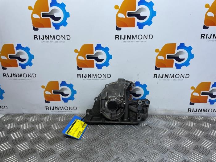 Gebruikte Oliepomp Volkswagen Polo V (6R) 1.0 12V BlueMotion Technology Prijs op aanvraag aangeboden door Autodemontage Rijnmond BV