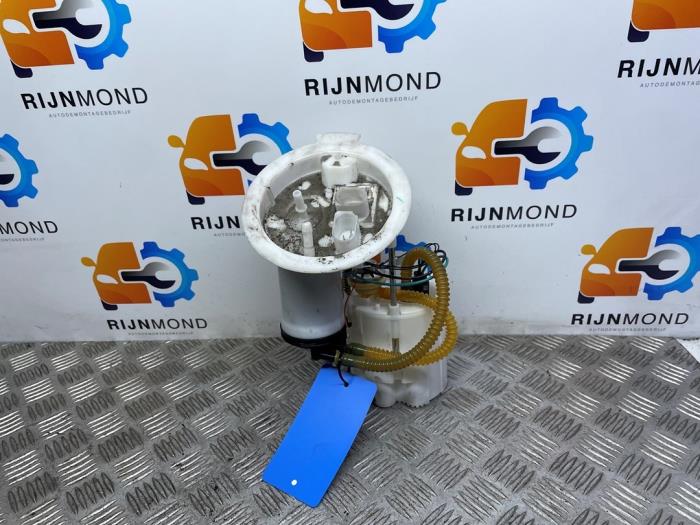 Gebruikte Tank element Pomp BMW 1 serie (F20) 114i 1.6 16V Prijs € 48,40 Inclusief btw aangeboden door Autodemontage Rijnmond BV
