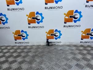 Gebruikte Injector (benzine injectie) BMW 1 serie (F20) 114i 1.6 16V Prijs € 15,11 Inclusief btw aangeboden door Autodemontage Rijnmond BV