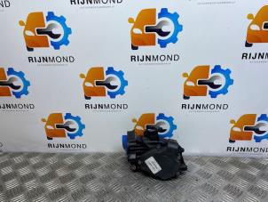 Gebruikte Gasklephuis Opel Vivaro 1.6 CDTI BiTurbo 120 Prijs € 90,00 Inclusief btw aangeboden door Autodemontage Rijnmond BV