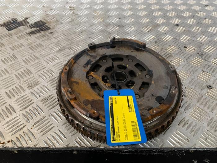 Gebruikte Vliegwiel Nissan Qashqai (J11) 1.2 DIG-T 16V Prijs op aanvraag aangeboden door Autodemontage Rijnmond BV